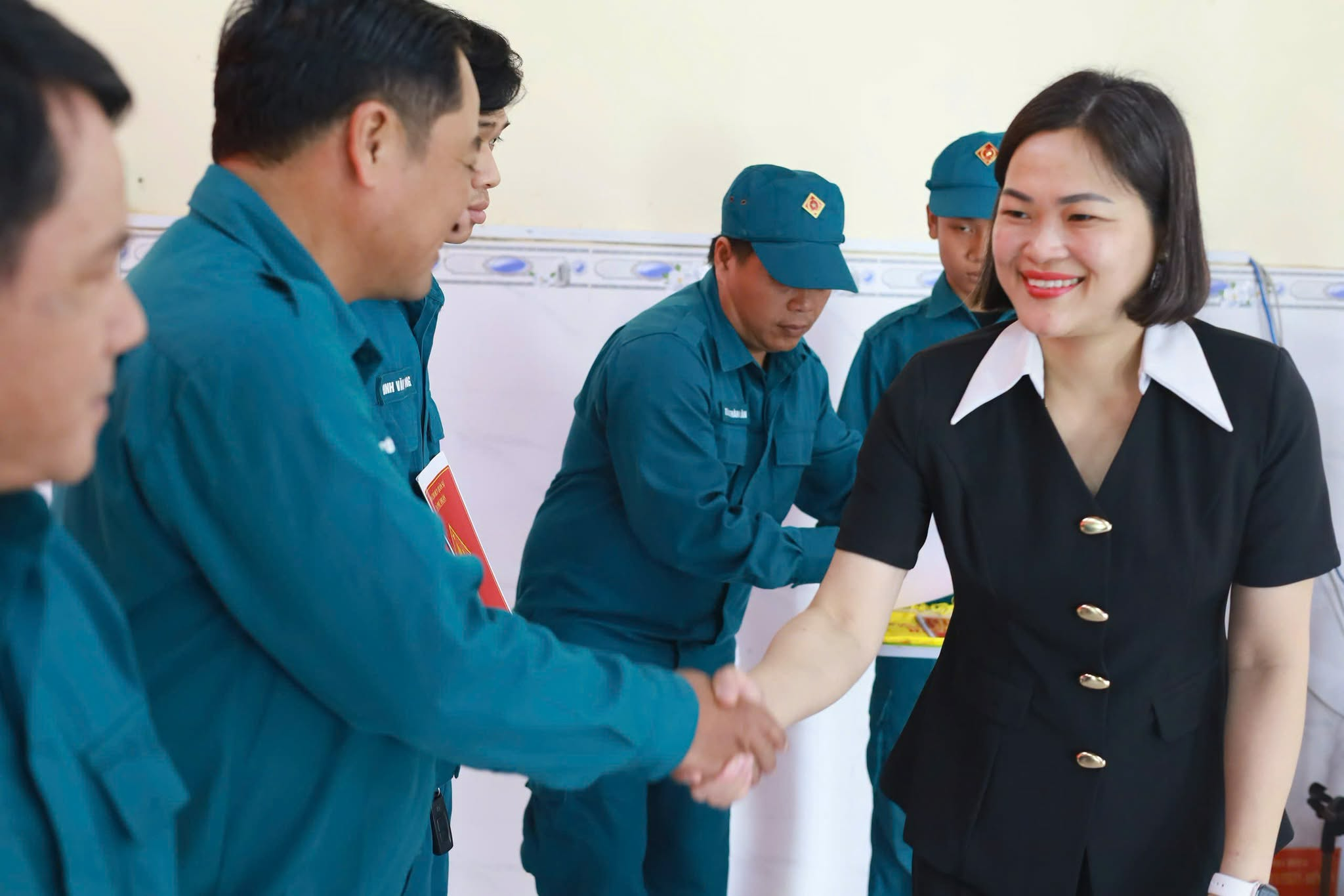 anh tin bai